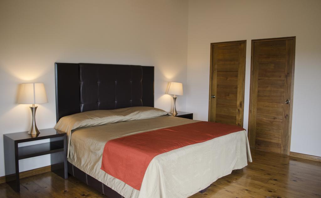 Villaseca Hotel Spa Golf Leon Room photo