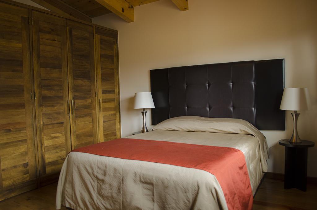 Villaseca Hotel Spa Golf Leon Room photo